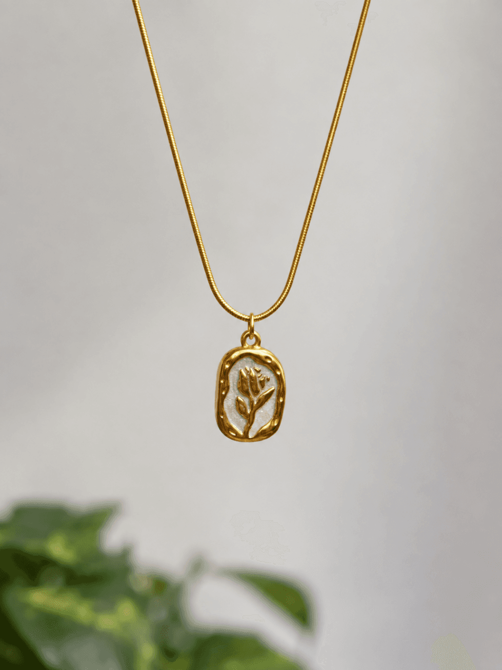 Flora Charm Necklace